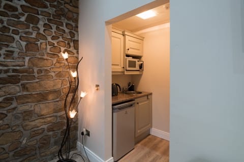 House | Private kitchen | Fridge, microwave, coffee/tea maker, electric kettle