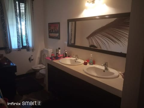 Villa, 2 Bedrooms | Bathroom sink