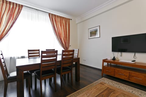 Apartment, 2 Bedrooms | Living room | LED TV