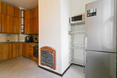 Apartment, 2 Bedrooms | Private kitchen | Full-size fridge, microwave, oven, stovetop