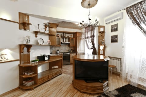 Apartment, 1 Bedroom | Private kitchen | Coffee/tea maker, electric kettle