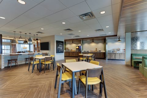 Free buffet breakfast