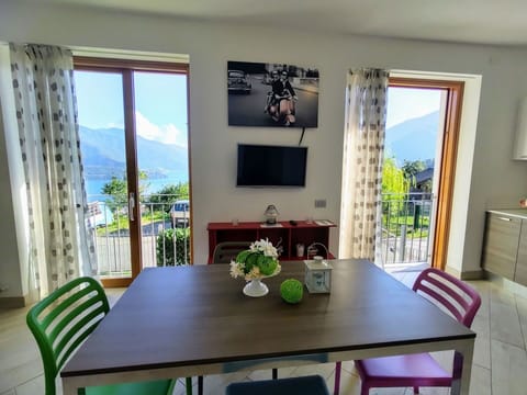 Table, Furniture, Property, Window, Cabinetry, Plant, Building, Chair, Shade, Wood