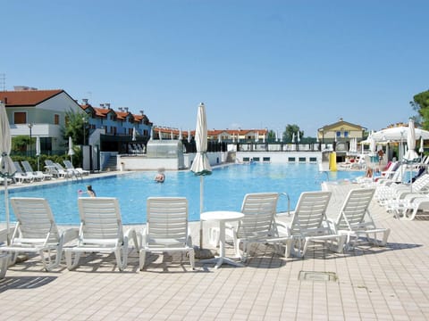 Resort, Vacation, Swimming Pool, Town, Building, Summer, Tourism, Furniture, Leisure, Real Estate