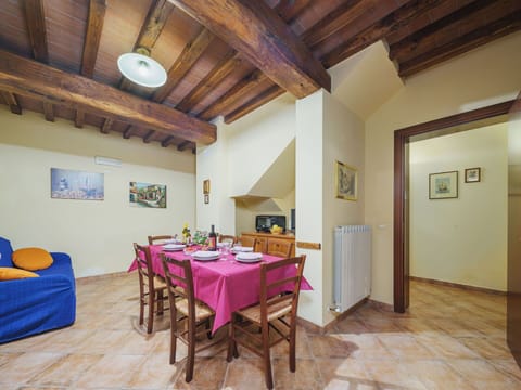 Table, Sky, Property, Furniture, Plant, Chair, Azure, Shade, Interior Design, Architecture