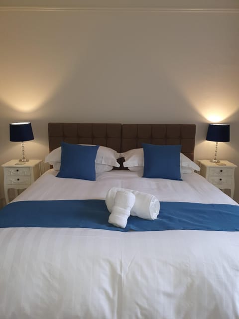 Luxury Double Room, Accessible, Ensuite (Azalea Room)