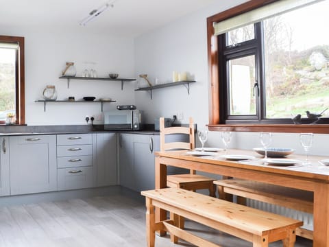 Kitchen/diner | Cuckoo’s Nest, Cove, near Poolewe