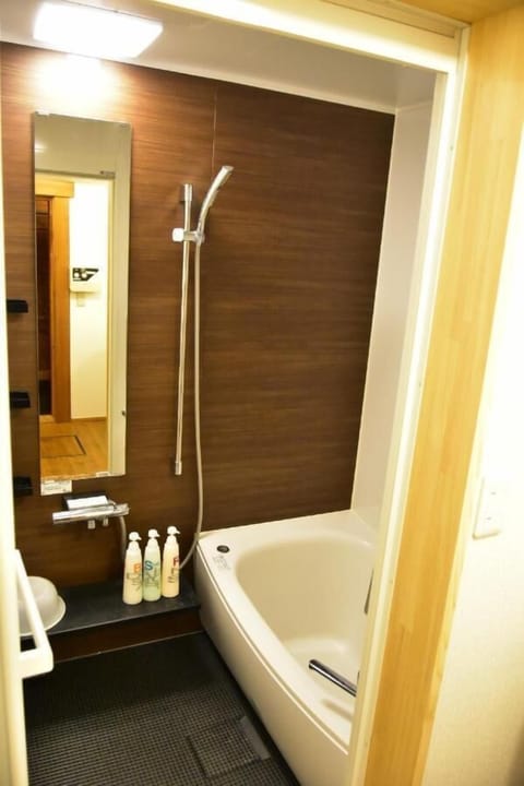 Basic 2-Bedroom Cottage | Bathroom | Free toiletries, hair dryer, slippers, towels