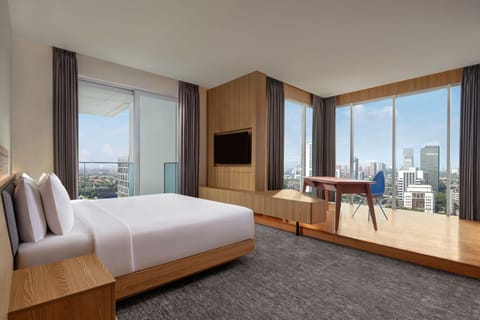 Presidential Suite, 1 Bedroom | Minibar, in-room safe, desk, laptop workspace