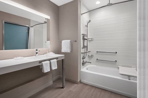 Room, 2 Queen Beds, Courtyard View (Mobility/Hearing Accessible, Tub) | Bathroom | Shower, hydromassage showerhead, free toiletries, hair dryer