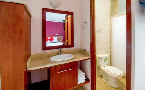 Standard Quadruple Room | Bathroom | Shower, free toiletries, towels, soap