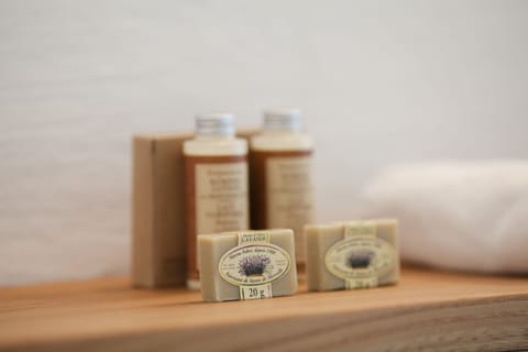 Hypo-allergenic bedding, in-room safe, desk, laptop workspace