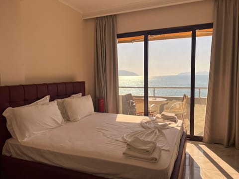 Standard Double or Twin Room, Sea View | 1 bedroom, premium bedding, Select Comfort beds, minibar