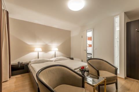Superior Double Room | Premium bedding, in-room safe, desk, blackout drapes
