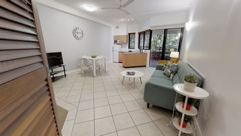 1 Bedroom Refurbished Apartment - Lower Ground Floor | Living area | Flat-screen TV