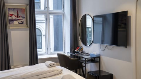 Double Room, Private Bathroom | Individually furnished, desk, laptop workspace, blackout drapes