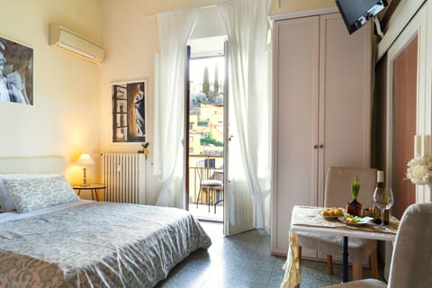 Standard Double or Twin Room, 1 Double or 2 Twin Beds, Private Bathroom | Down comforters, individually decorated, individually furnished, desk