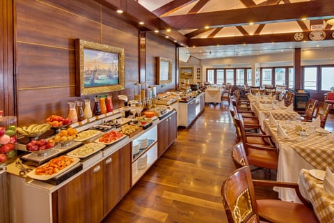 Daily buffet breakfast (INR 750 per person)