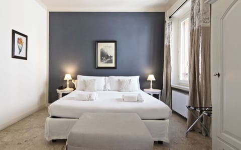 Superior Double Room, City View | Down comforters, in-room safe, desk, blackout drapes