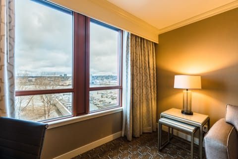 1 Bedroom Marina View Suite (Casino Tower) | View from room