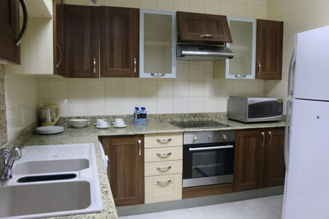 Royal Suite, 2 Bedrooms, Kitchenette | Private kitchen | Fridge, microwave, coffee/tea maker, electric kettle