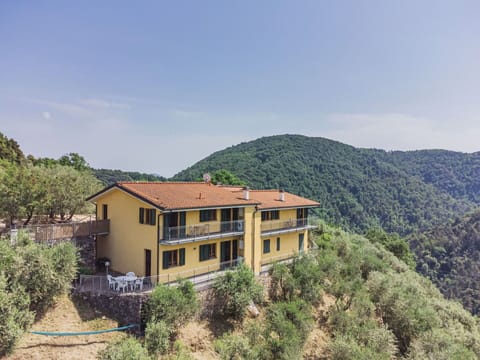Sky, Plant, Window, Property, Plant Community, Ecoregion, Mountain, Building, Cloud, Natural Landscape