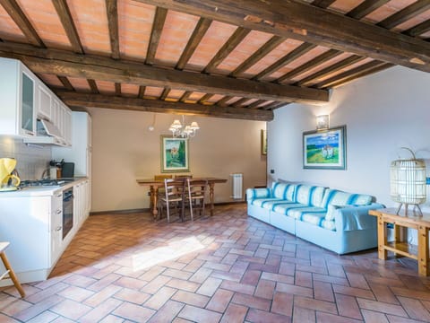 Table, Property, Furniture, Couch, Wood, Lighting, Interior Design, Architecture, Flooring, Floor