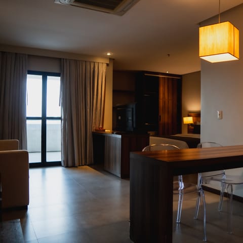 Deluxe Room | Minibar, desk, free WiFi, bed sheets