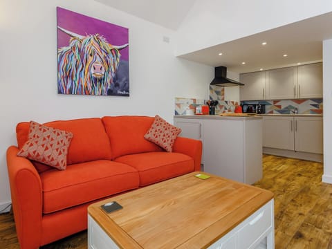 Open plan living space | Cobbler&rsquo;s Cottage, Glendale