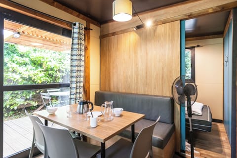 Chalet | Living area