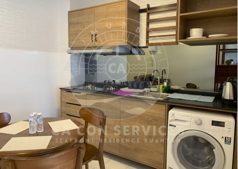 Comfort Apartment | Private kitchenette | Fridge, microwave, stovetop, dishwasher