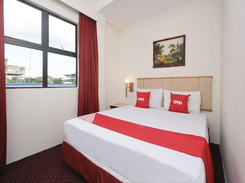 Deluxe Double Room | Free WiFi, bed sheets