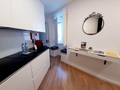 Apartment, 1 Bedroom | Private kitchen | Full-size fridge, microwave, stovetop, espresso maker