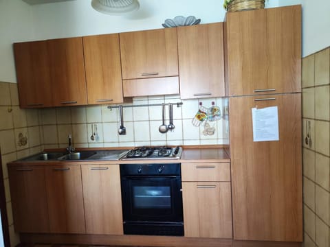 Comfort Apartment, 1 Bedroom, Sea View (Gaia) | Private kitchen | Full-size fridge, oven, stovetop, cookware/dishes/utensils