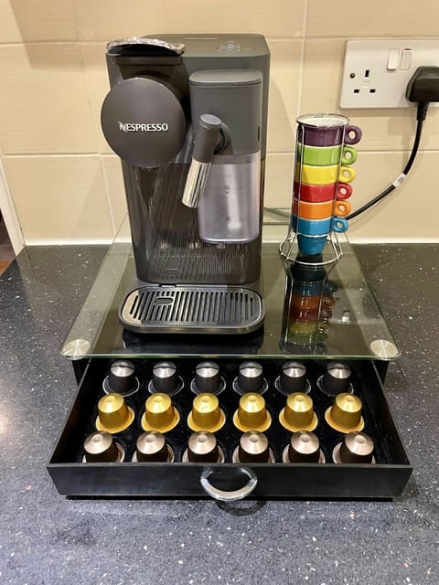 House | Coffee and/or coffee maker