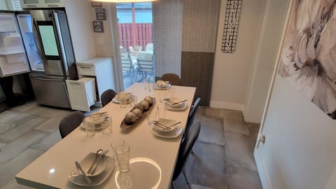 Dinning Room overlooking patio