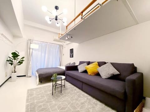 Apartment, Balcony (303) | Desk, laptop workspace, iron/ironing board, free WiFi