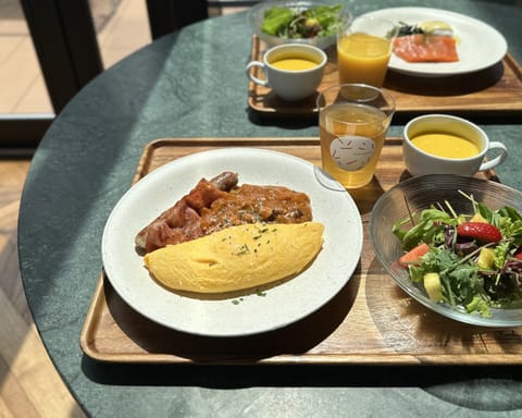 Daily English breakfast (JPY 2980 per person)