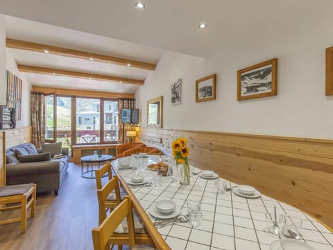 Property, Room, Interior Design, Building, Real Estate, Furniture, Yellow, Ceiling, Floor, Table