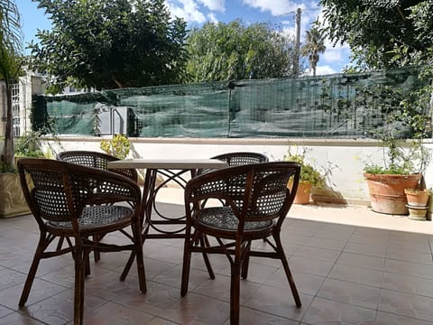 House, 2 Bedrooms, Balcony, Garden View | Property grounds