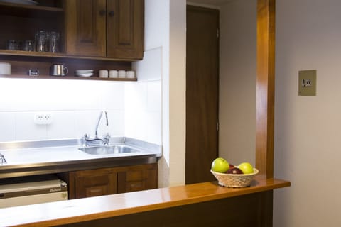 Apartment (4 People) | Private kitchen | Fridge, microwave, oven, coffee/tea maker