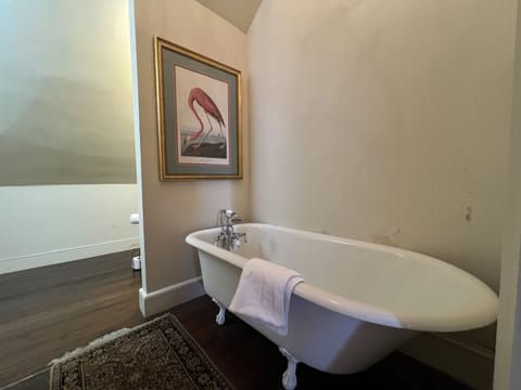 The John Leake Room | Bathroom | Shower, hair dryer, towels, soap