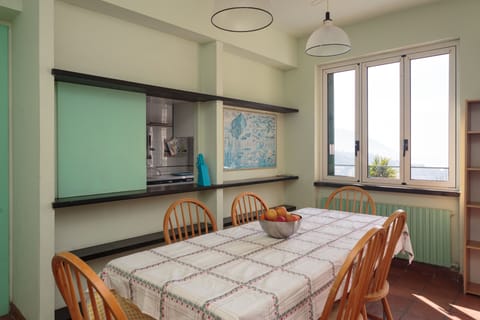 Villa, 4 Bedrooms, Smoking, Private Pool | Dining room