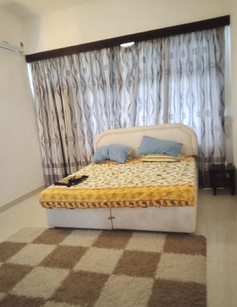 Apartment, 3 Bedrooms | Free WiFi, bed sheets