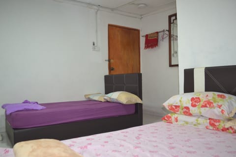 Standard Triple Room | Free WiFi