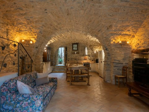 Building, Property, Room, Interior Design, Arch, Vault, Architecture, Estate, Stone Wall