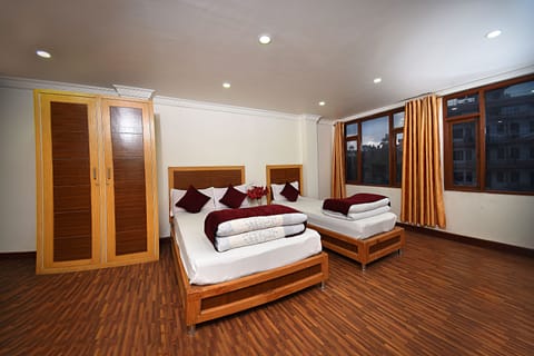 Deluxe Twin Room | Free WiFi