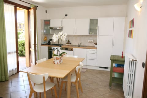 Apartment, 2 Bedrooms, Smoking, Patio | Interior