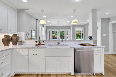 Kitchen with all updated appliances. 