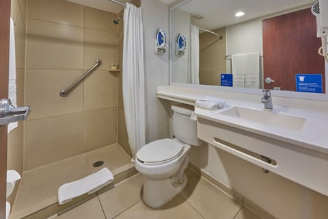 Room, 2 Double Beds, Non Smoking | Bathroom | Shower, hair dryer, towels